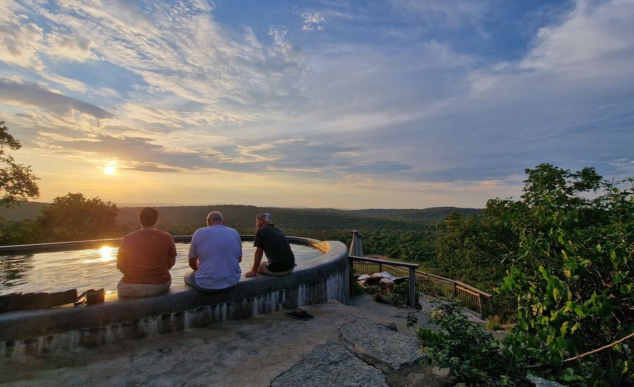 lake-mburo-entebbe-kampala-lakevictoria-selfdrive-4x4-abenteuer-uganda-afrika-fine-travel-reisebuero-ostschweiz-experte-authentisch
