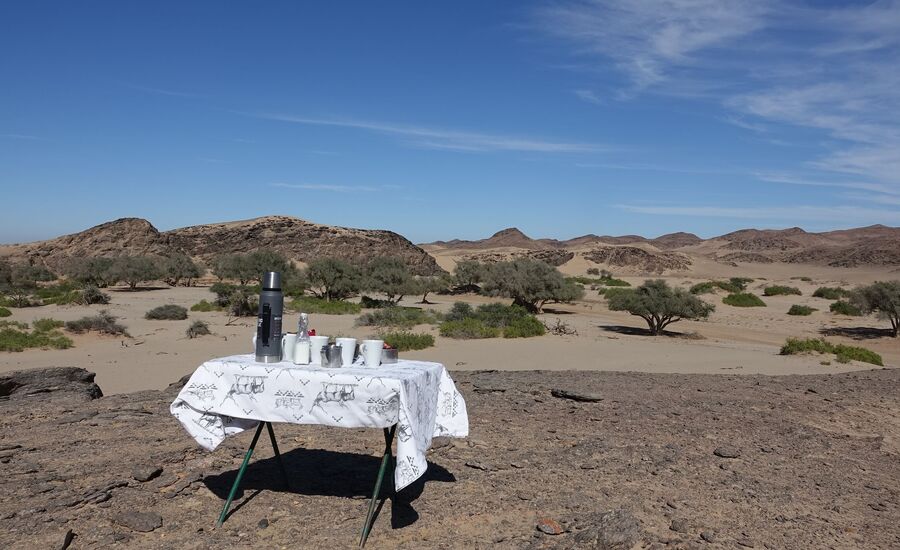 Hoanib-4x4-kakofeld-namibia-selbstfahrer-afrikaspezialist-ostschweiz-luxusreise-individuell-reiseplanung-reisebuero-stgallen