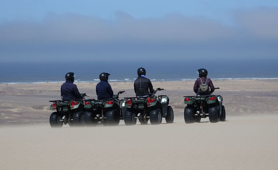 skeletoncoast-namibia-selbstfahrer-afrikaspezialist-ostschweiz-luxusreise-individuell-reiseplanung-reisebuero-stgallen