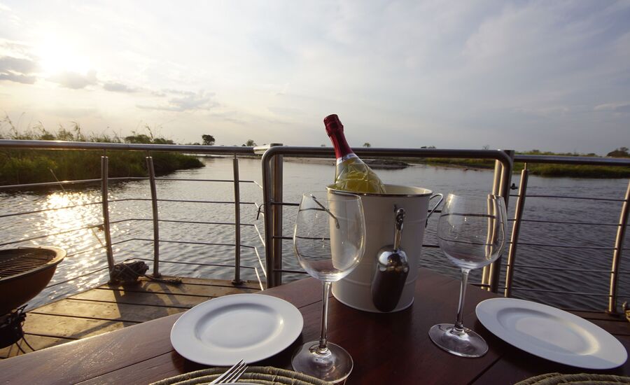 Namushashsa-river-villacaprivi-maun-Botswana-4x4abenteuer-individuelle-ferienm-khaudum-nationalpark-namibia-bigfive-reisen-afrikaspezialist-fine-travel-stgallen-reiseberatung-ferien