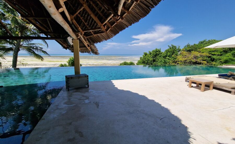 zanzibar-Tanzania-reisespezialist-st.gallen-ostschweiz-safari-zanzibar-sanzibar-badeferien-luxuferien-salfdrive-beach-traumstrand