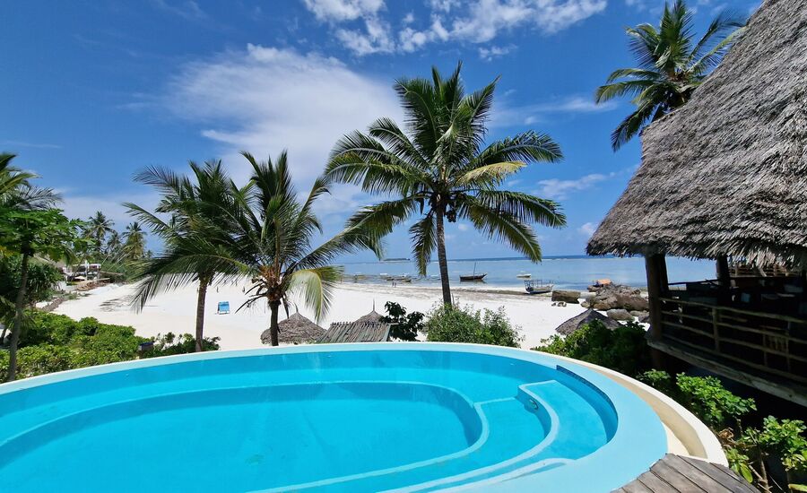zanzibar-Tanzania-reisespezialist-st.gallen-ostschweiz-safari-zanzibar-sanzibar-badeferien-luxuferien-salfdrive-beach-traumstrand